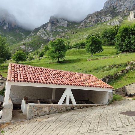 La Casina De Tielve De Cabrales Dentro Del Parque Nacional Picos De Europa Villa Kültér fotó